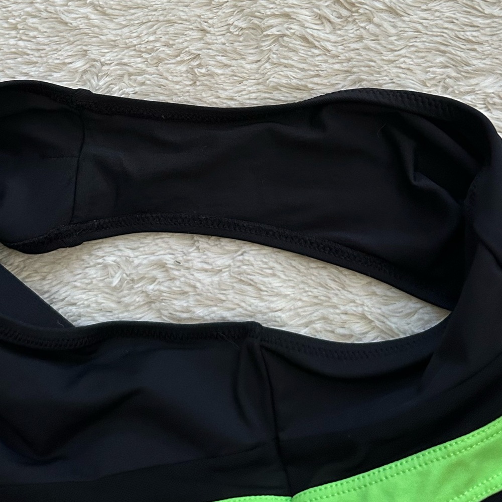 Vetchy MONTEGO Underwire Mesh Swimsuit - Picture 12 of 12